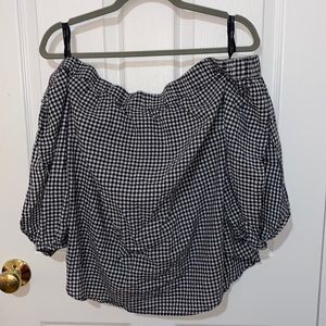 CityChic Black and White Plaid Pattern Off the Shoulder Top Plus Size L (20)